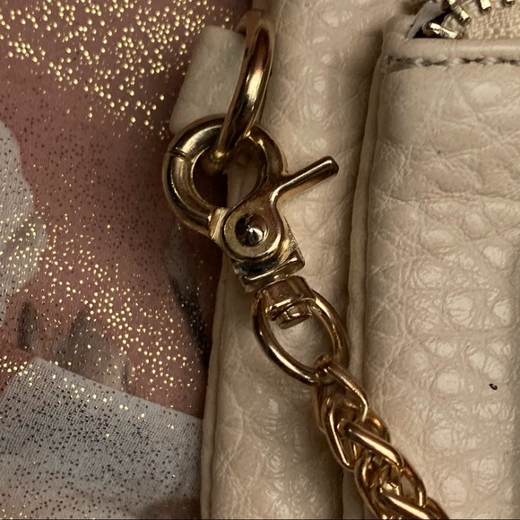 Cross body chain strap boutique purse - Picture 4 of 4